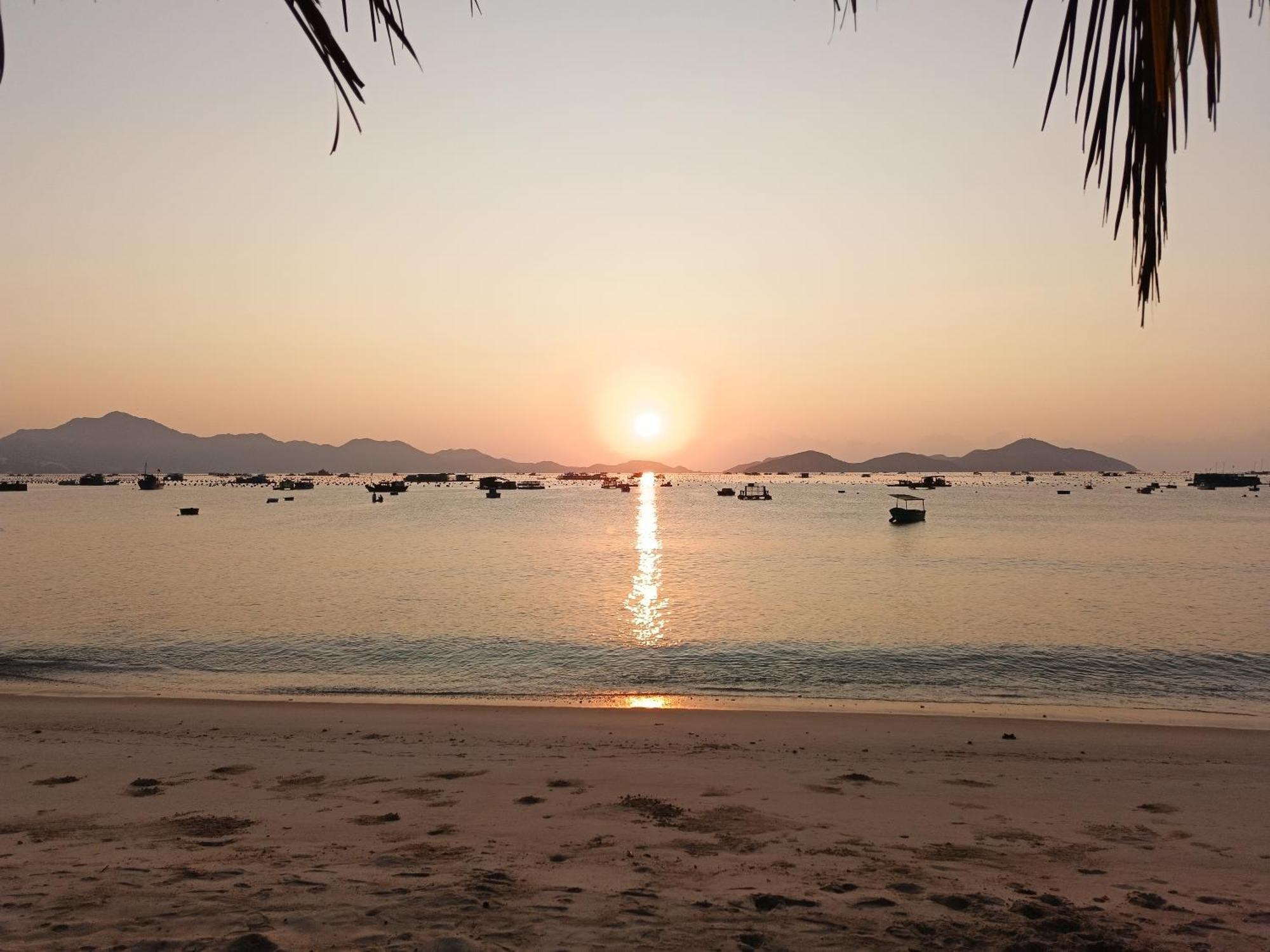 The Sunrise Anh Tu Hotel Cam Ranh Exterior foto